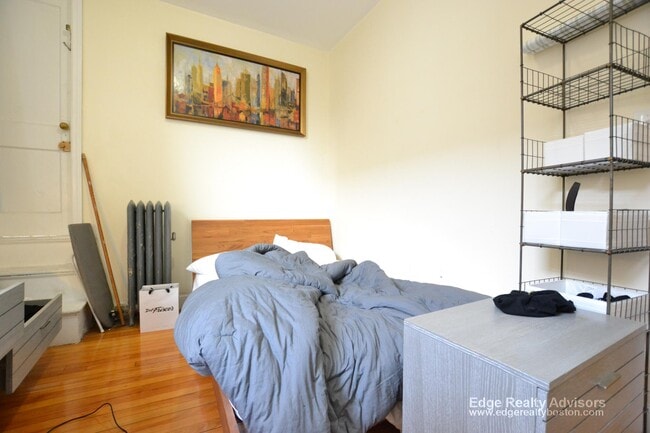 Building Photo - 150 Amory St Unit 2