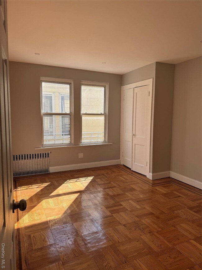 Photo - 4229 Grace Ave