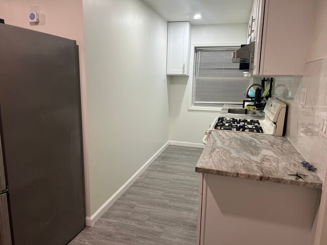 Photo - 7909 57th Ave