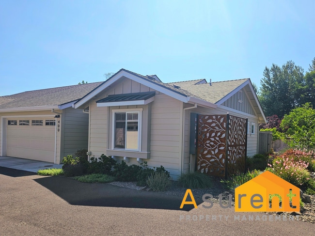 Building Photo - Beautiful fully furnished, single level 3 ... Rental