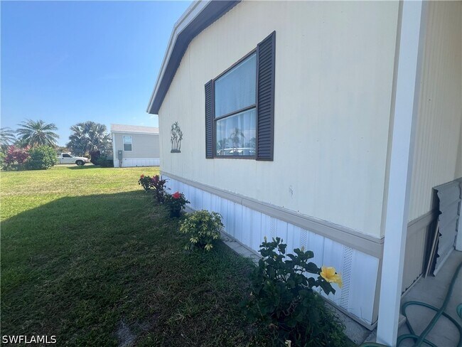 Photo - 573 Cape Florida Ln