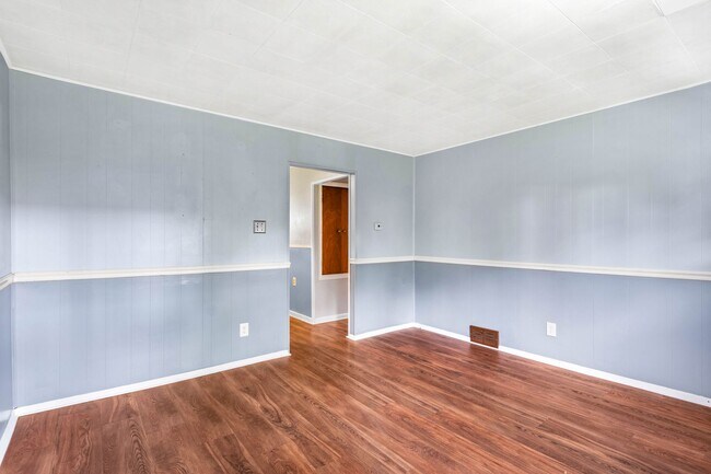 43 Lindsay Rd