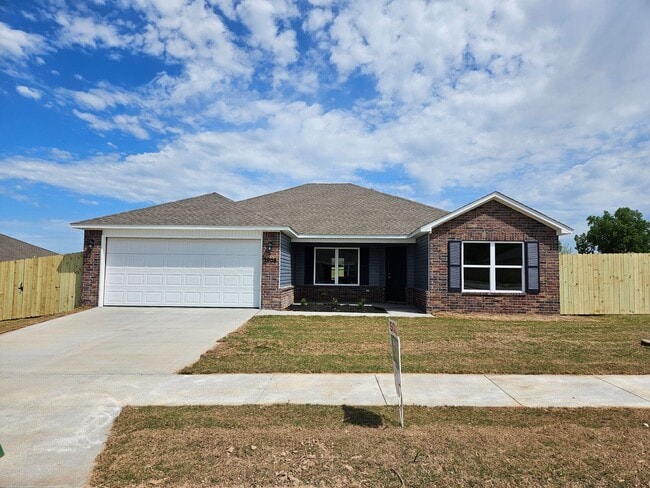 Building Photo - NOW PRE-LEASING Brand New 4 bedroom 2 bathroom home!