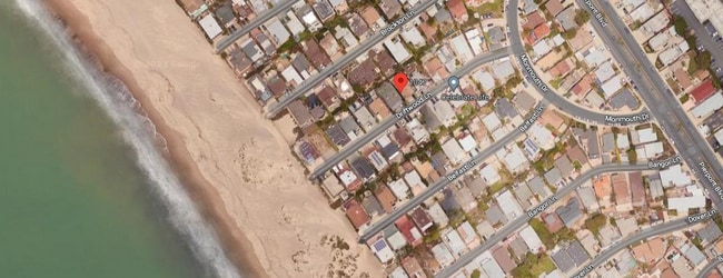 Building Photo - Coming Soon - Walking to the Beach, is only a few steps