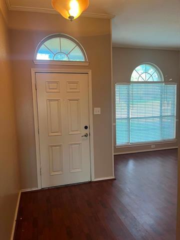 Photo - 8801 Creekside Dr