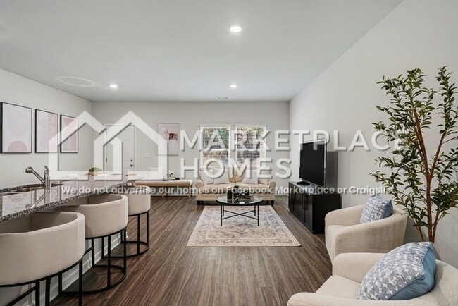 Photo - 296 Oakwood Dr NW