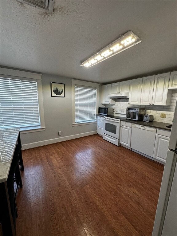 Photo - 144 E Main St Unit 2