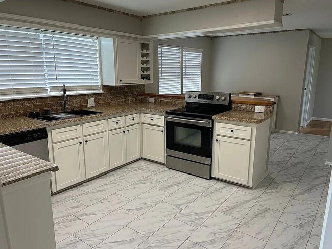 Photo - 3203 Bayou Dr