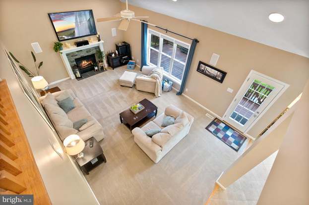 Photo - 22388 Deerpath Ct