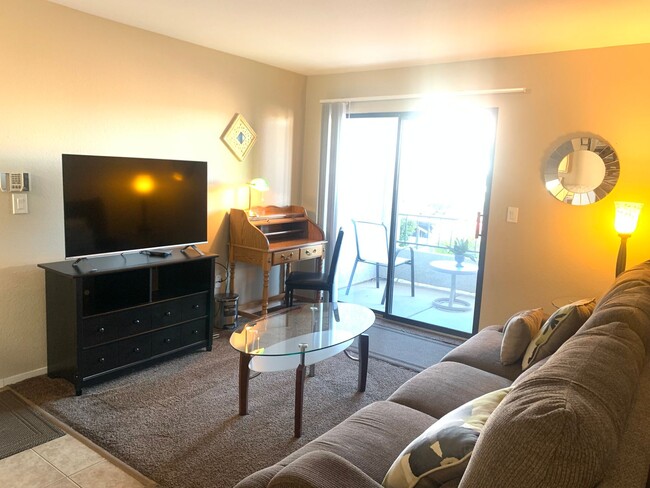 Photo - 950 Seven Hills Dr