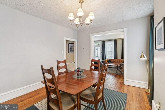 Photo - 4353 Freeland Ave