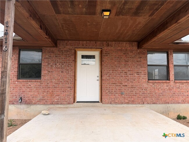 Photo - 1616 Lonesome