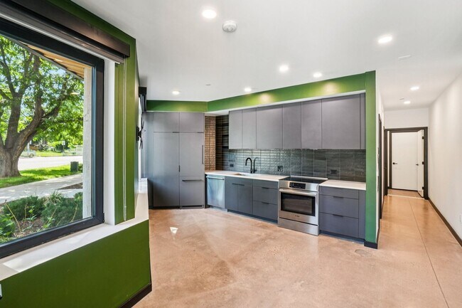 Photo - Urban 1-bedroom/ 1-bath Corner Unit in Cit... Unit 106