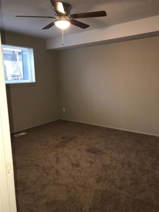 Photo - 2553 S Lake Park Cir Unit 2