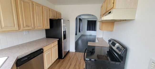 Photo - 4701 S Pearl St