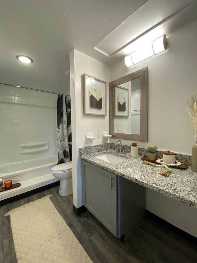 Haven on the Lake | Upgraded Bathroom