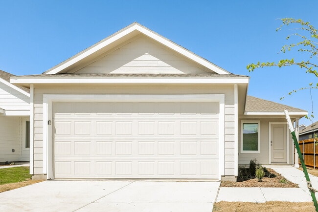 Building Photo - 1227 Maple St