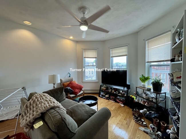 Photo - 58 Mansfield St Unit 3