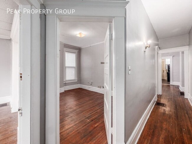 Photo - 133 E 12th Ave