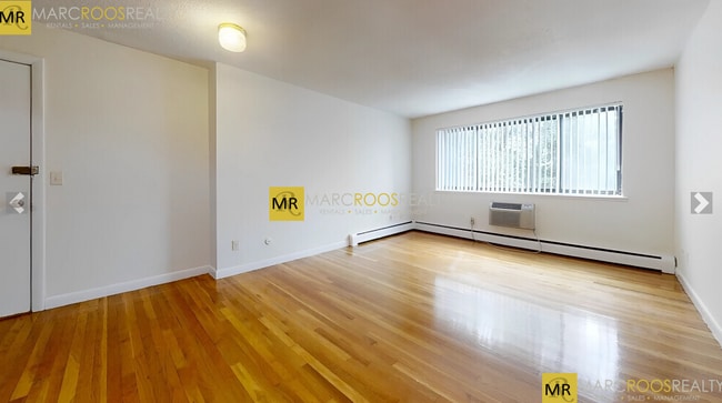 Building Photo - 111 Dustin St Unit 34 Rental