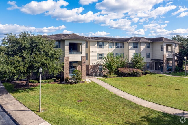 101 Grande Valencia Dr Orlando, FL 32825 - Valencia Trace