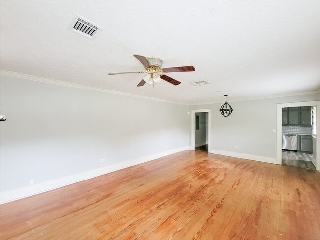 Photo - 508 W Lang St