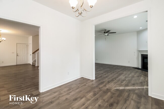 Photo - 1818 Yarbrough Drive