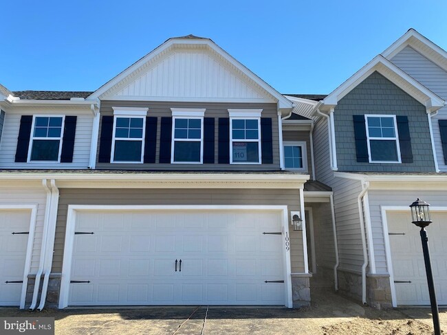 Photo - 1009 Blackstone Run