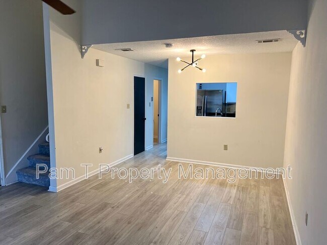 Photo - 128 Fox Chase Rd
