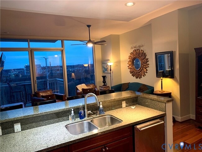 Photo - 301 Virginia St Unidad U906