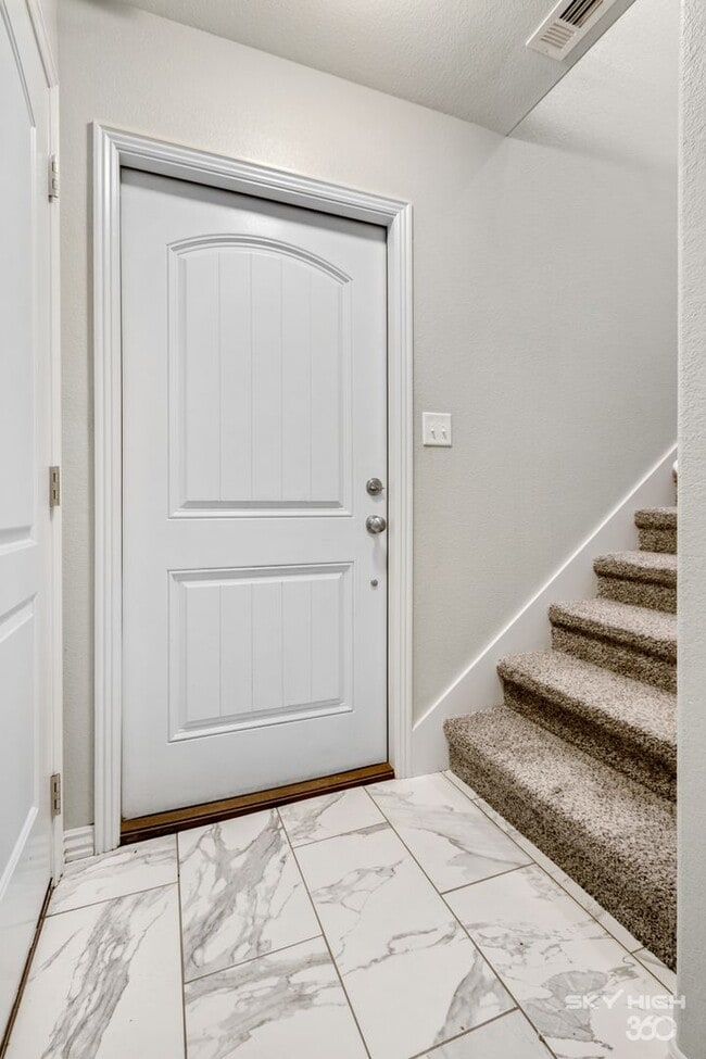 Photo - 532 Highland Ave Unit 1 - 1