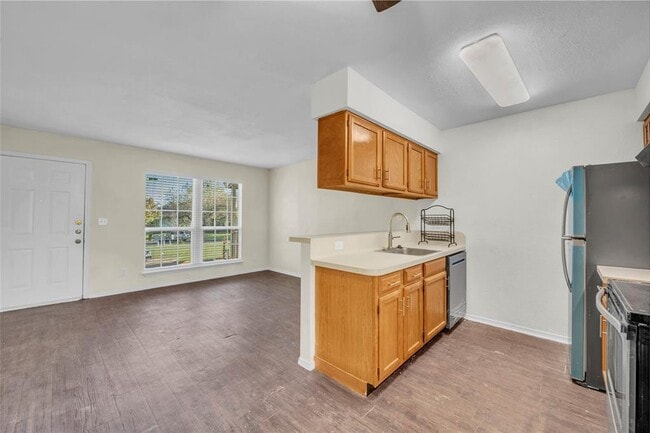 Photo - 108 Hillside Cove