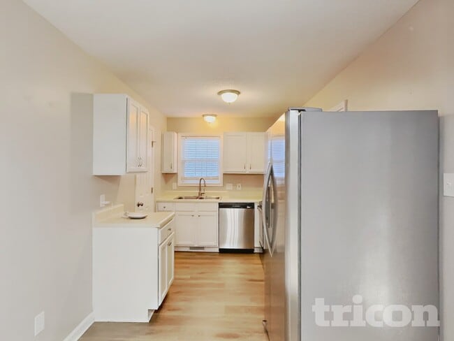 Photo - 4813 Windbreak Ln