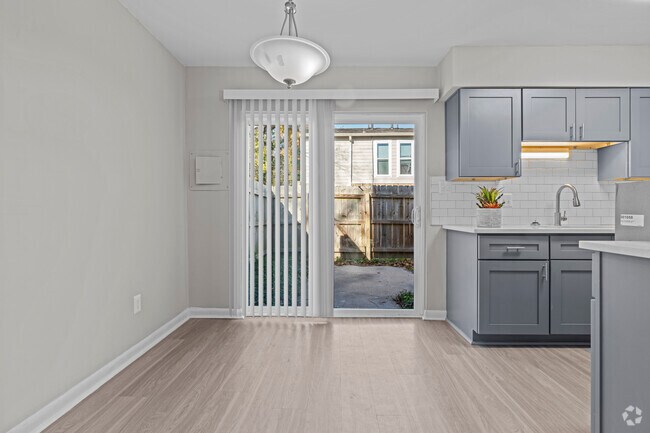 2BR Townhome
