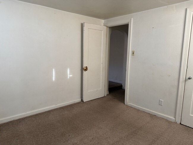 Photo - DY Rentals Duplex 2 Unidad Downstairs #2