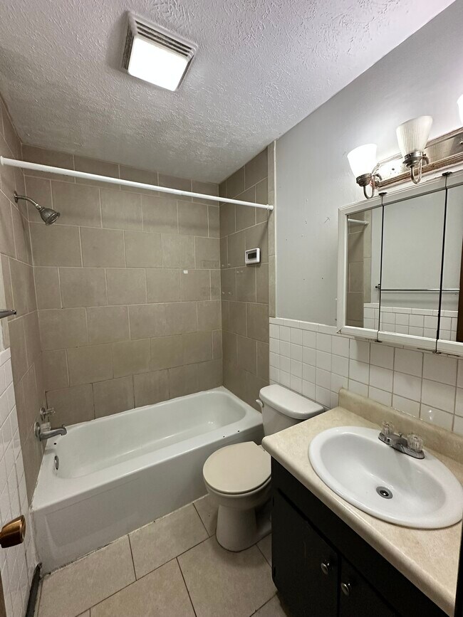 Photo - 1217 E 9th Ave