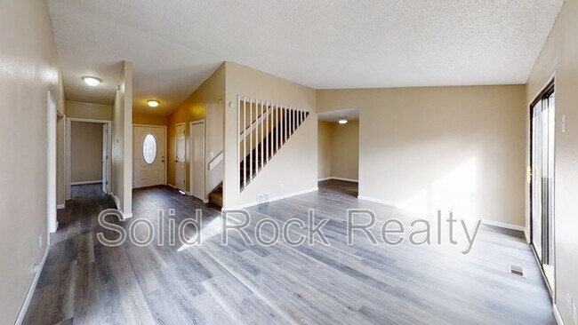 Photo - 705 San Gabriel Pl