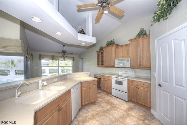Photo - 409 SW 7th St