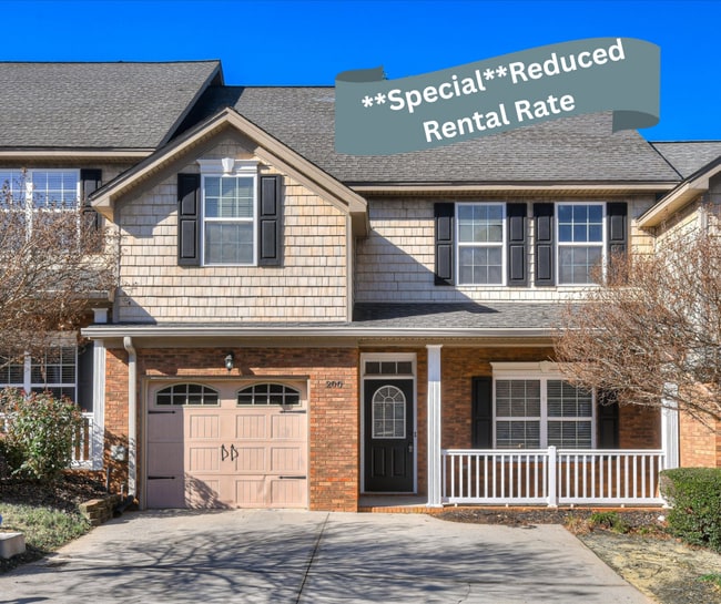 Building Photo - 200 Kline St NW