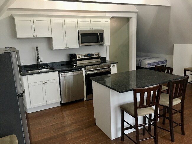 Photo - 68 Gilman St Unit 3