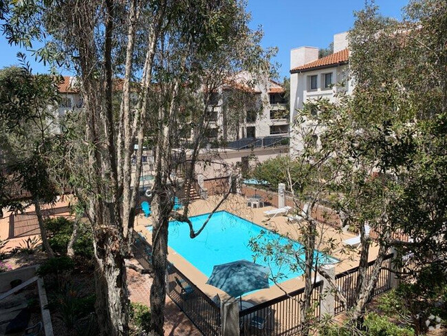 Building Photo - 1 BEDROOM / 1 BATHROOM - MISSION VALLEY (W... Rental