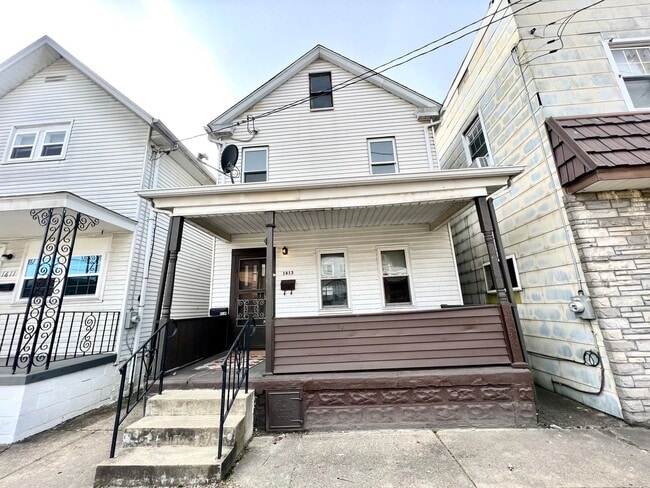 1613 Fourth Avenue