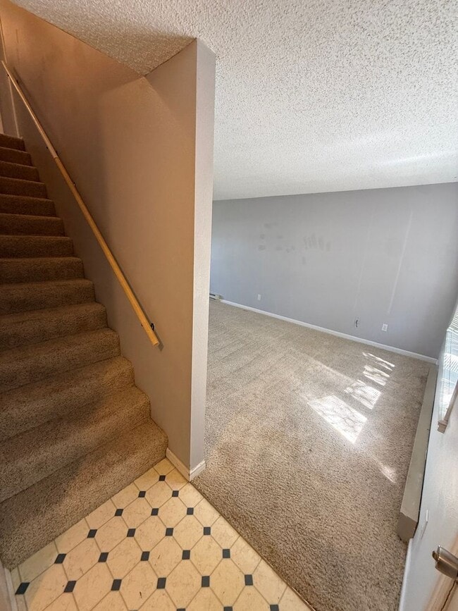 2110 Prairie Rd