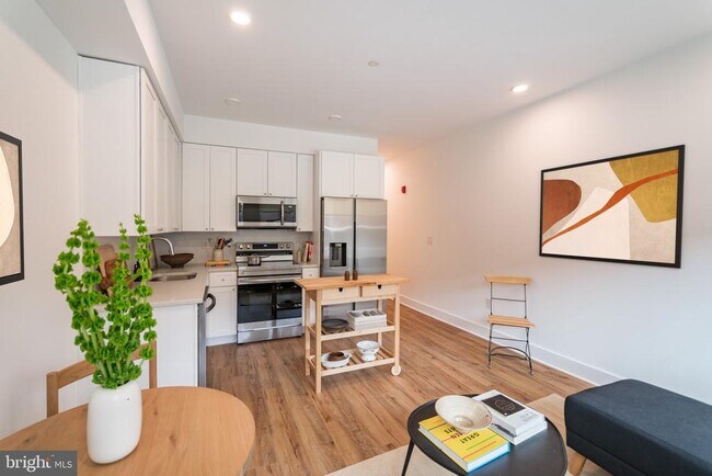 Photo - 2101 Washington Ave Unit ONE BEDROOM