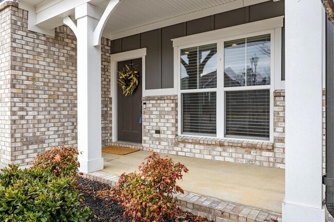 Photo - 1741 Timber Creek Rd NE