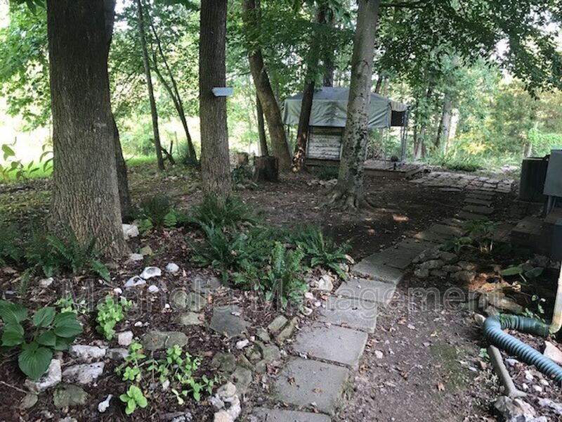 Photo - 623 Dr Parrott Rd