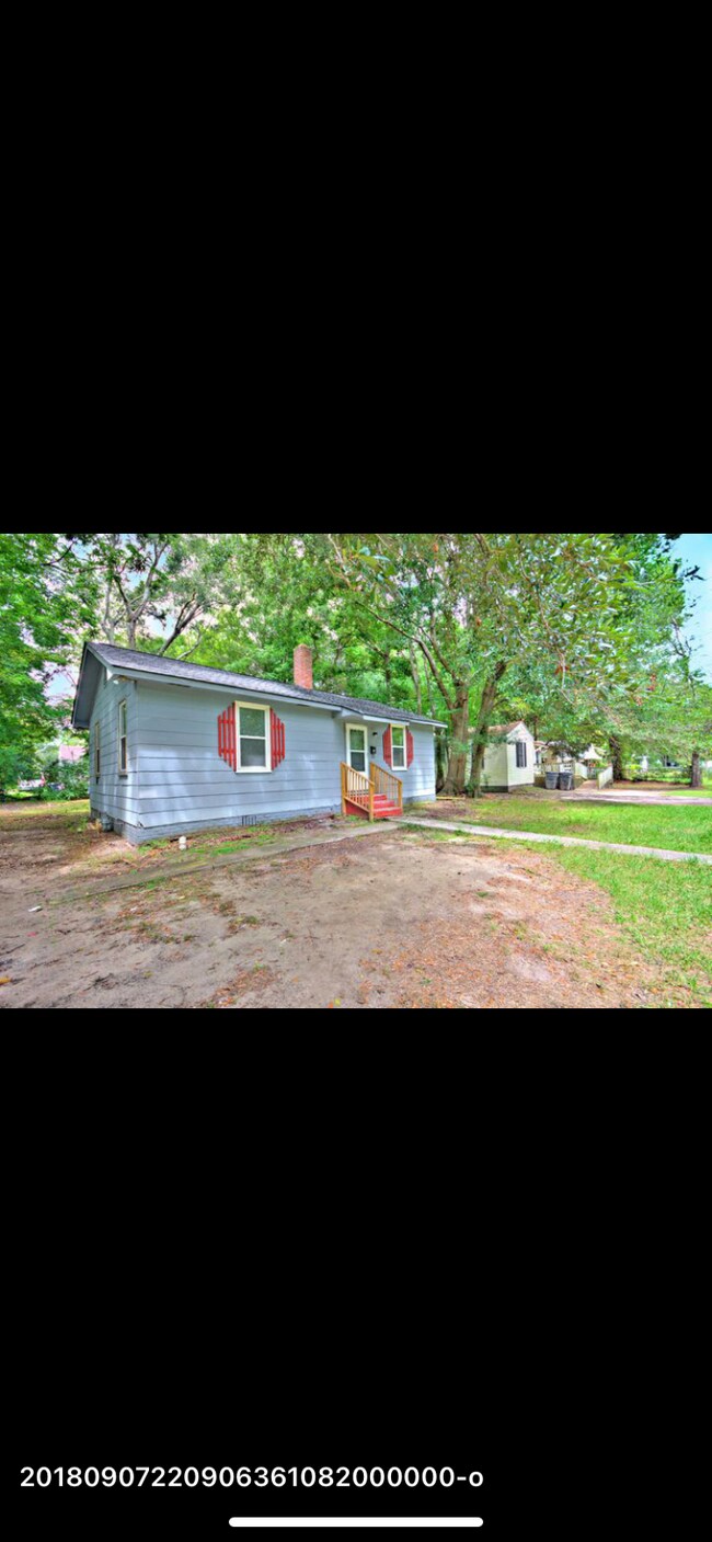 Photo - 2684 Houston St