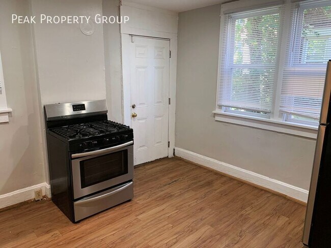 Photo - 293 E 14th Ave