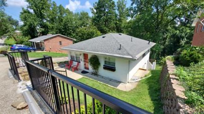 Photo - 1730 Huber Rd