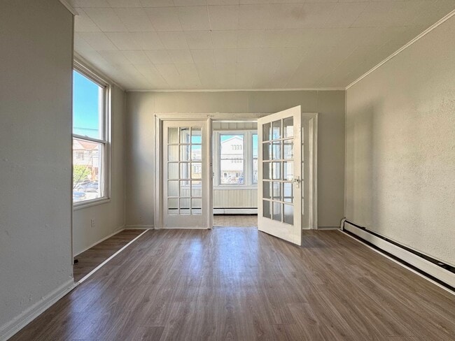 Photo - 53 Lord Ave Unidad 1R